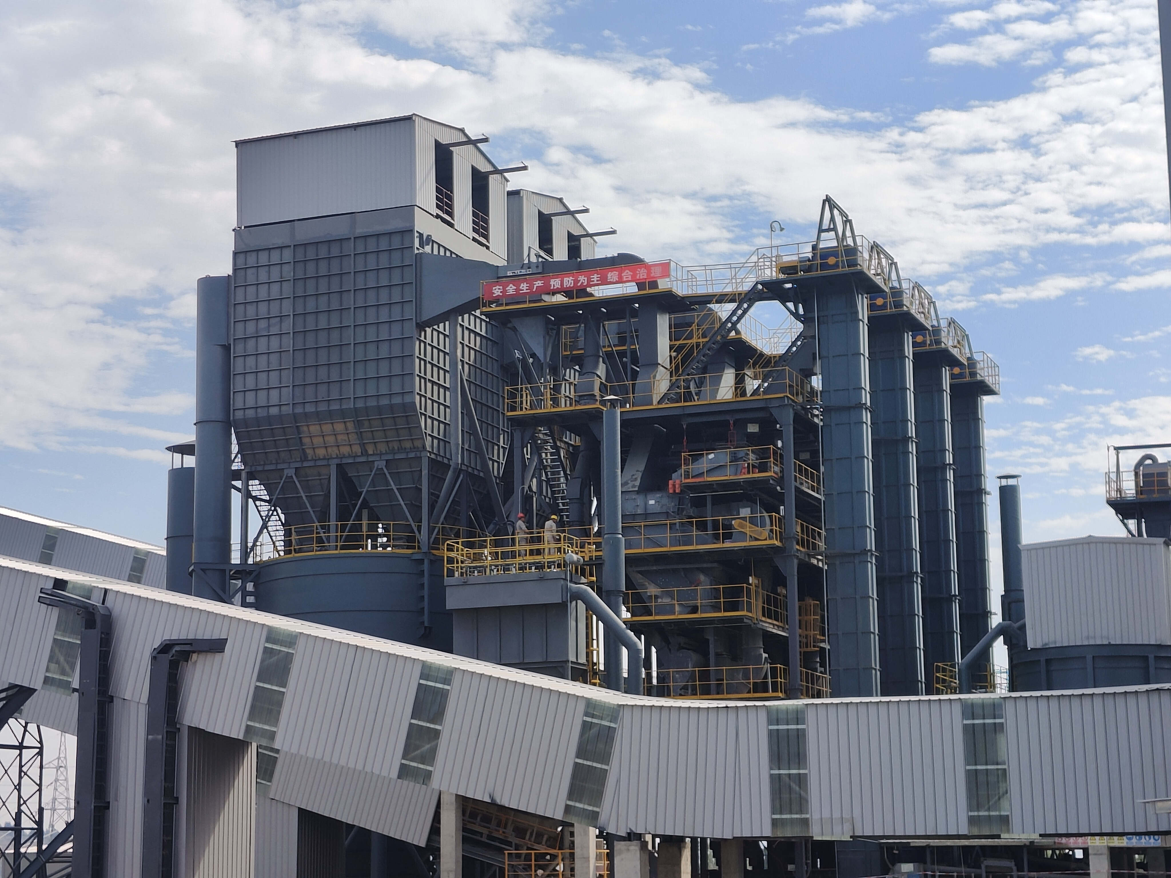 哪些石头可以制砂？机制砂生产线流程？制砂楼优势？