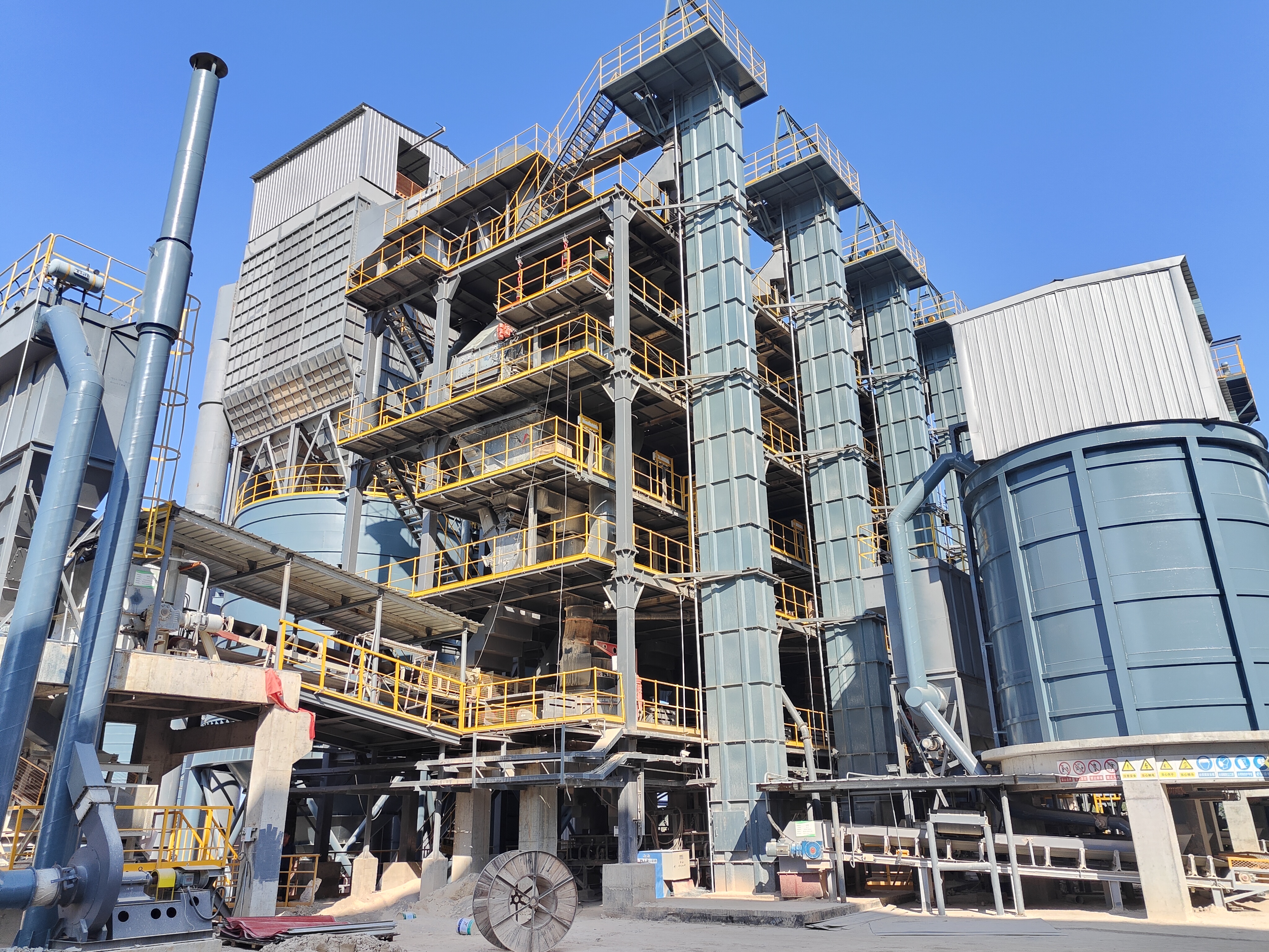 砂石厂选择干法制砂楼，优势与便捷全解析